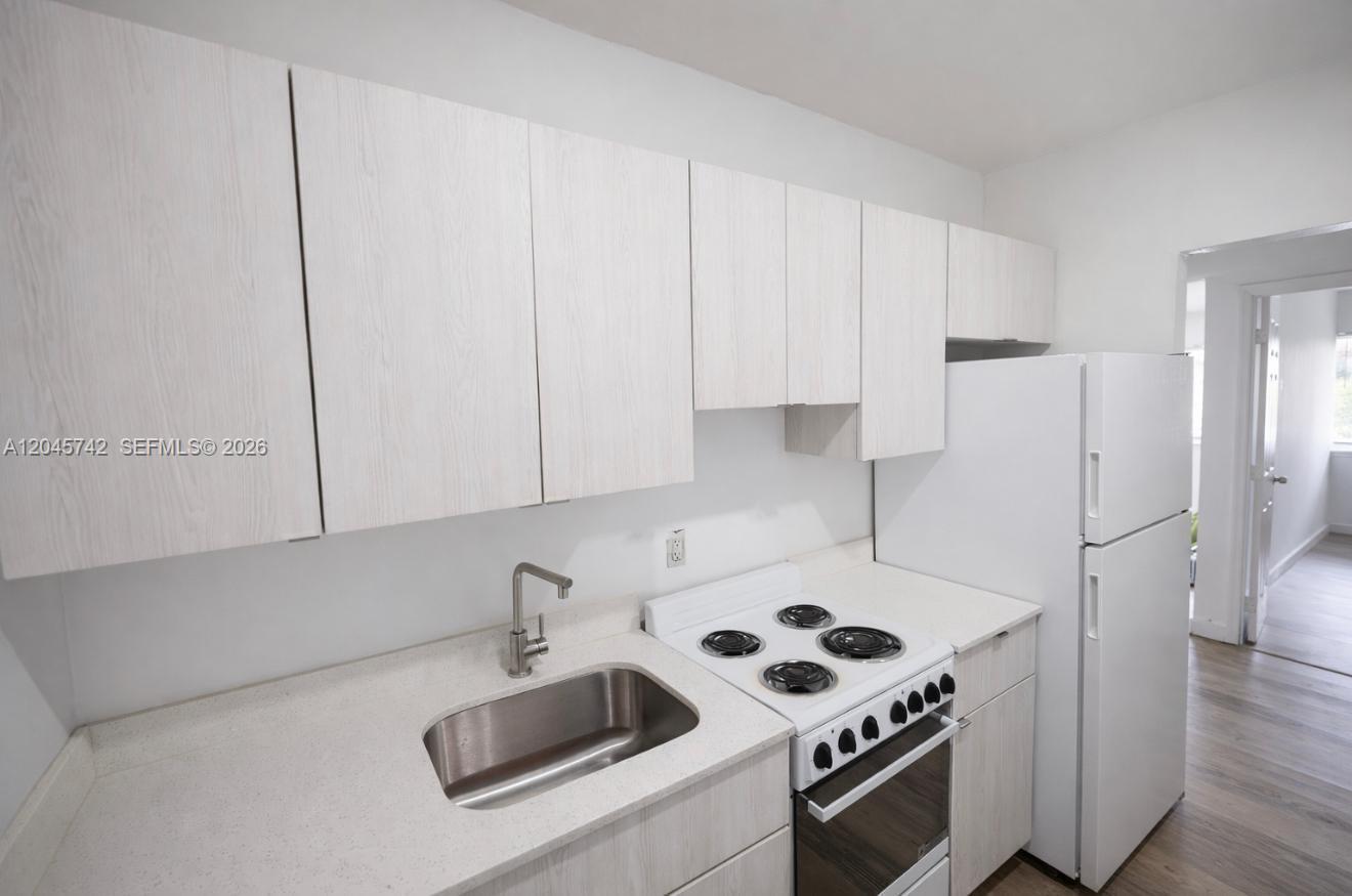 7600 Dickens Avenue 2, Miami Beach, FL 33141, Miami Beach