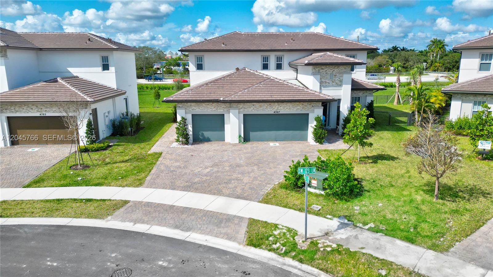 4367 SW 123 Lane, Davie, FL 33330 photo 2