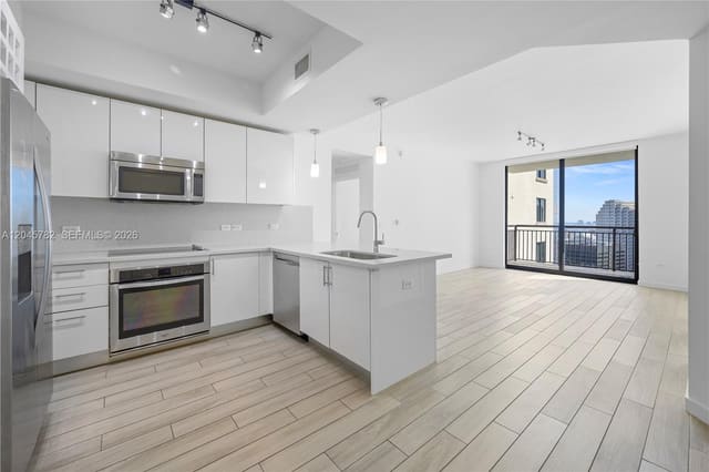 999 SW 1st Avenue 2911, Miami, FL 33130