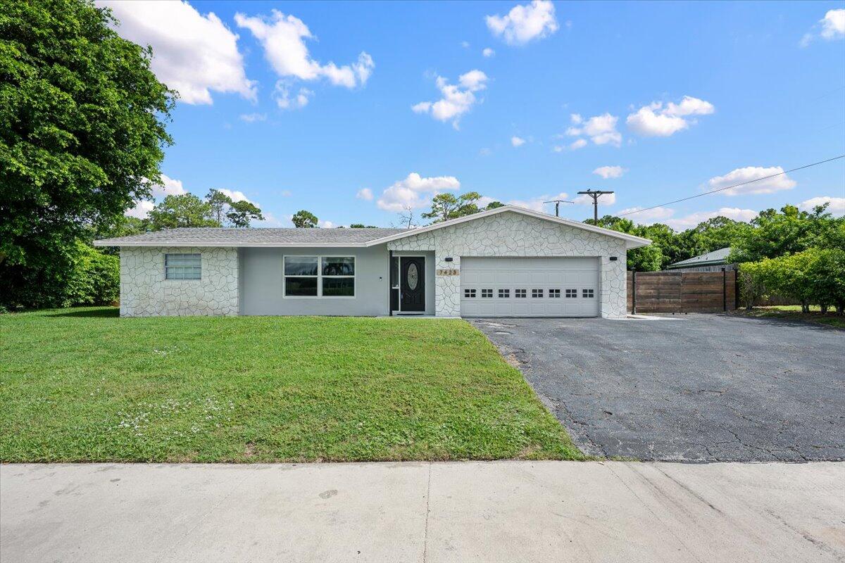 7423 Oakmont Drive, Greenacres, FL 33467, Greenacres