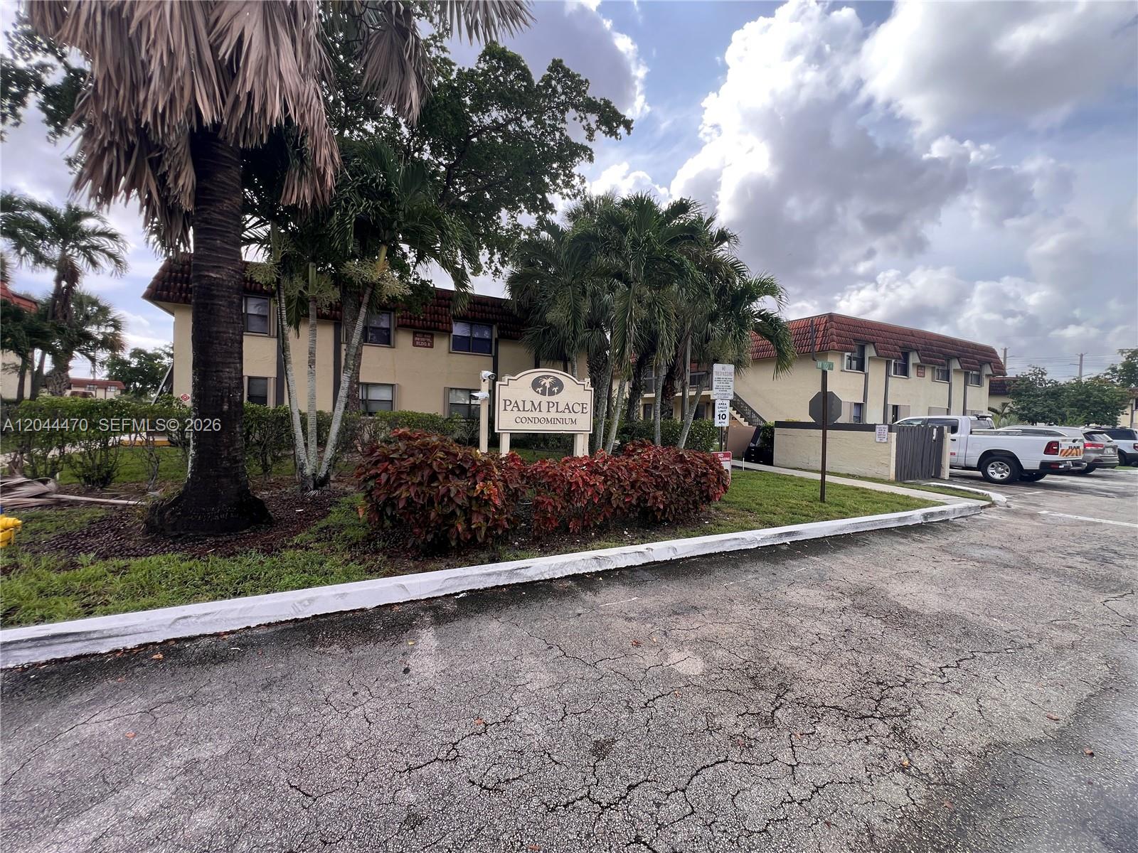 451 NW 100th Place 101, Pembroke Pines, FL 33024, Pembroke Pines