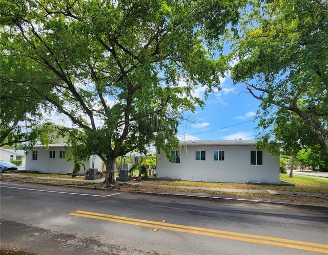 2000 Washington Street, Hollywood South Side, Hollywood, FL
