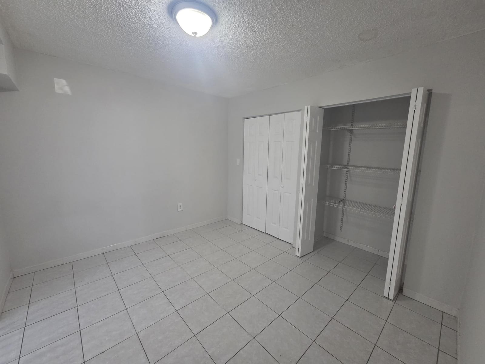4432 NW 185th Street 4432 — photo 12