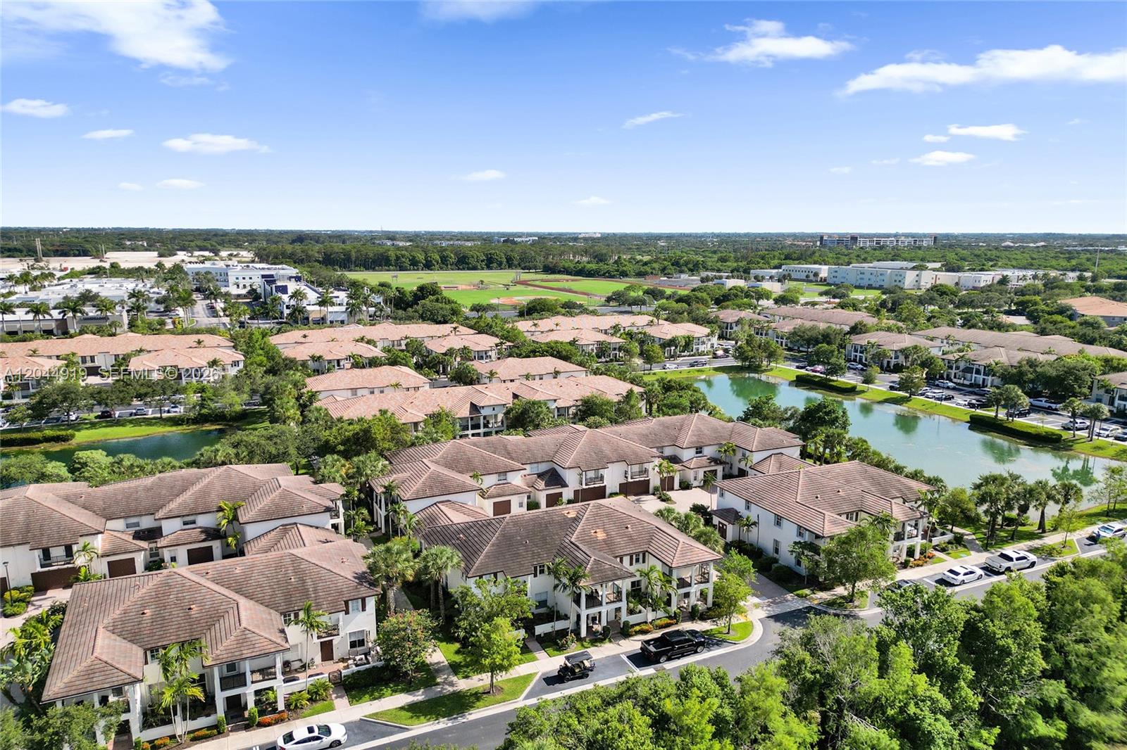 4760 Mimosa Place 1015, Coconut Creek, FL 33073