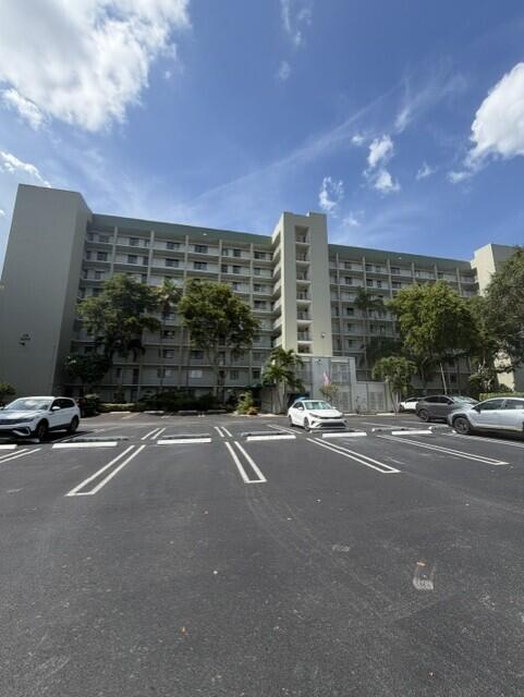 2240 N Cypress Bend Drive 904, Pompano Beach, FL 33069
