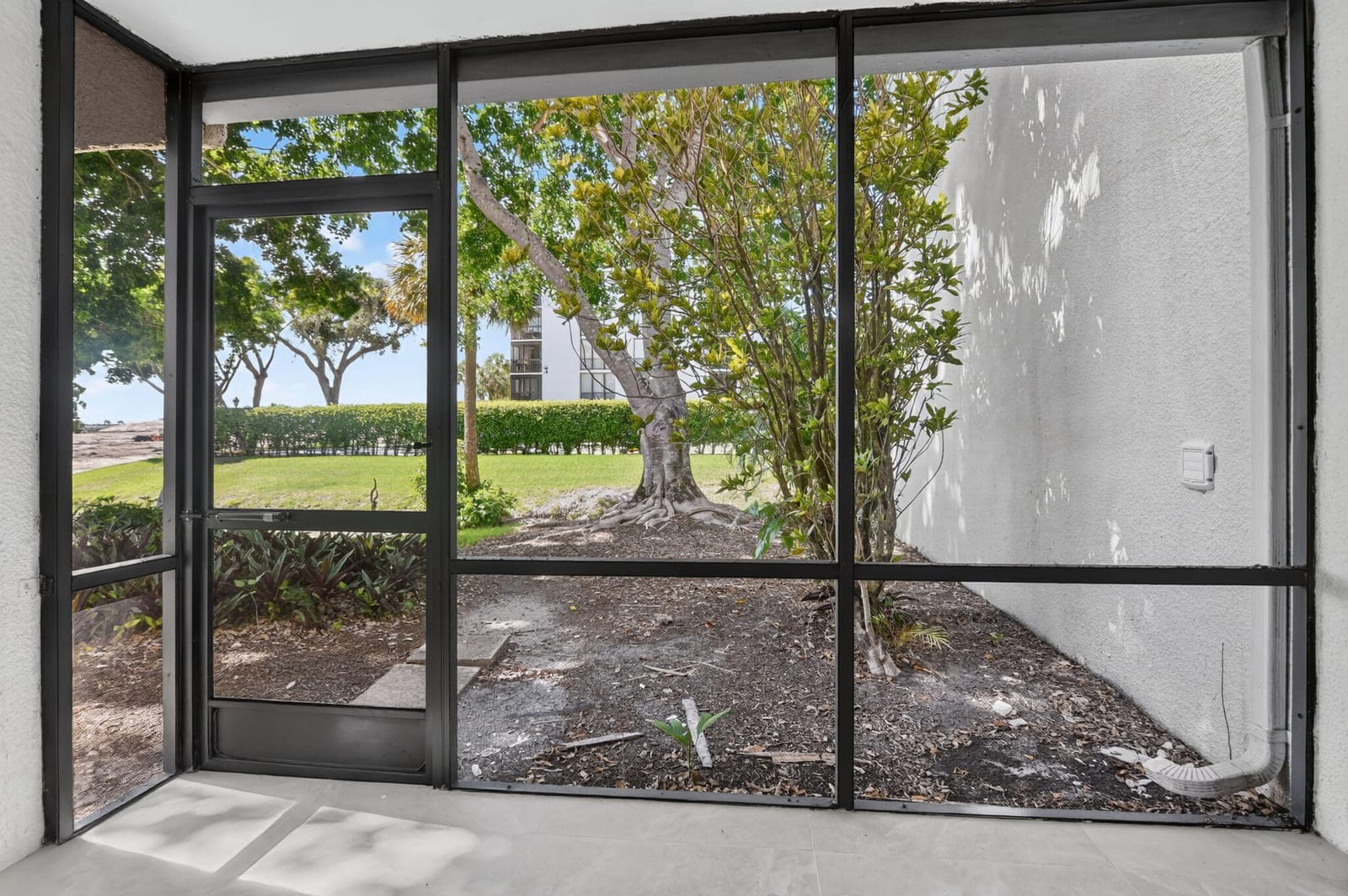 1403 Bridgewood Drive, Boca Raton, FL 33434 photo 5