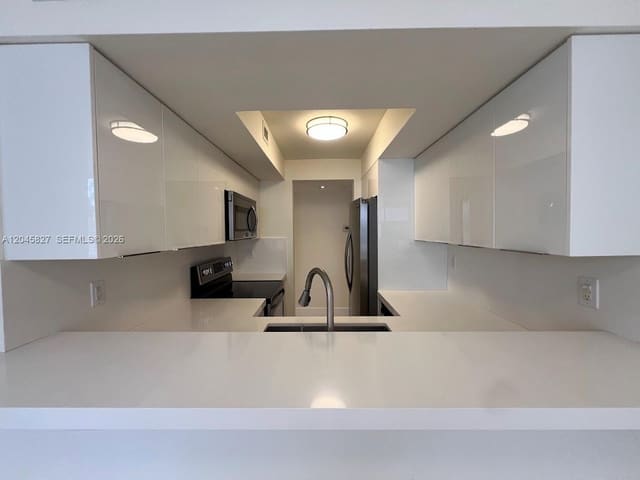 8205 SW 152nd Avenue f000, Miami, FL 33193