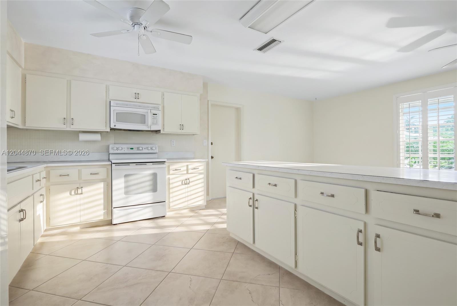 7520 SW 164th Street, Palmetto Bay, FL 33157 photo 8