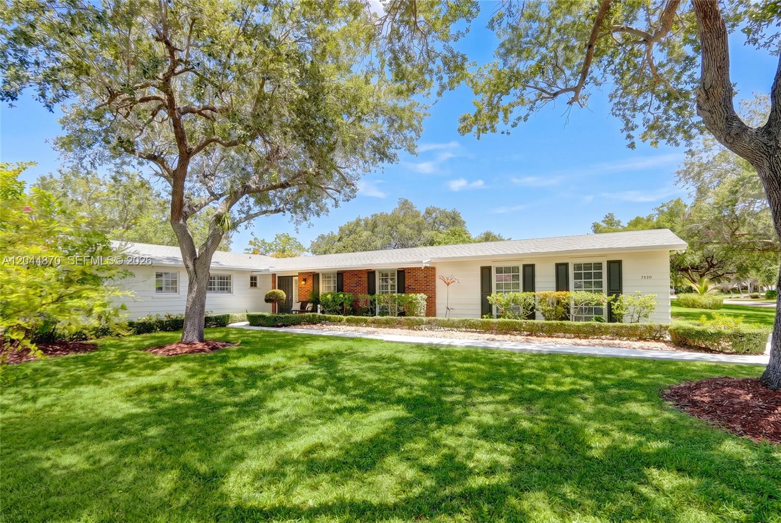 7520 SW 164th Street, Palmetto Bay, FL 33157