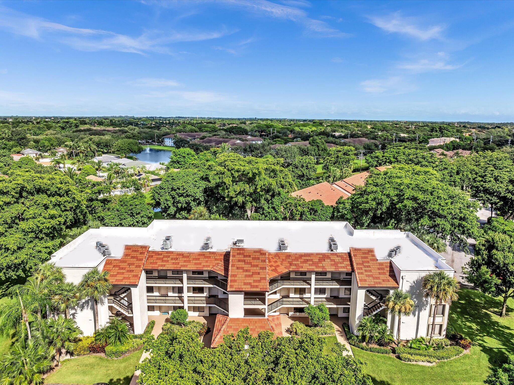 10143 Mangrove Drive 203, Boynton Beach, FL 33437