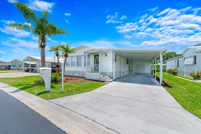 1651 SW 35th Circle, Okeechobee, FL 34974
