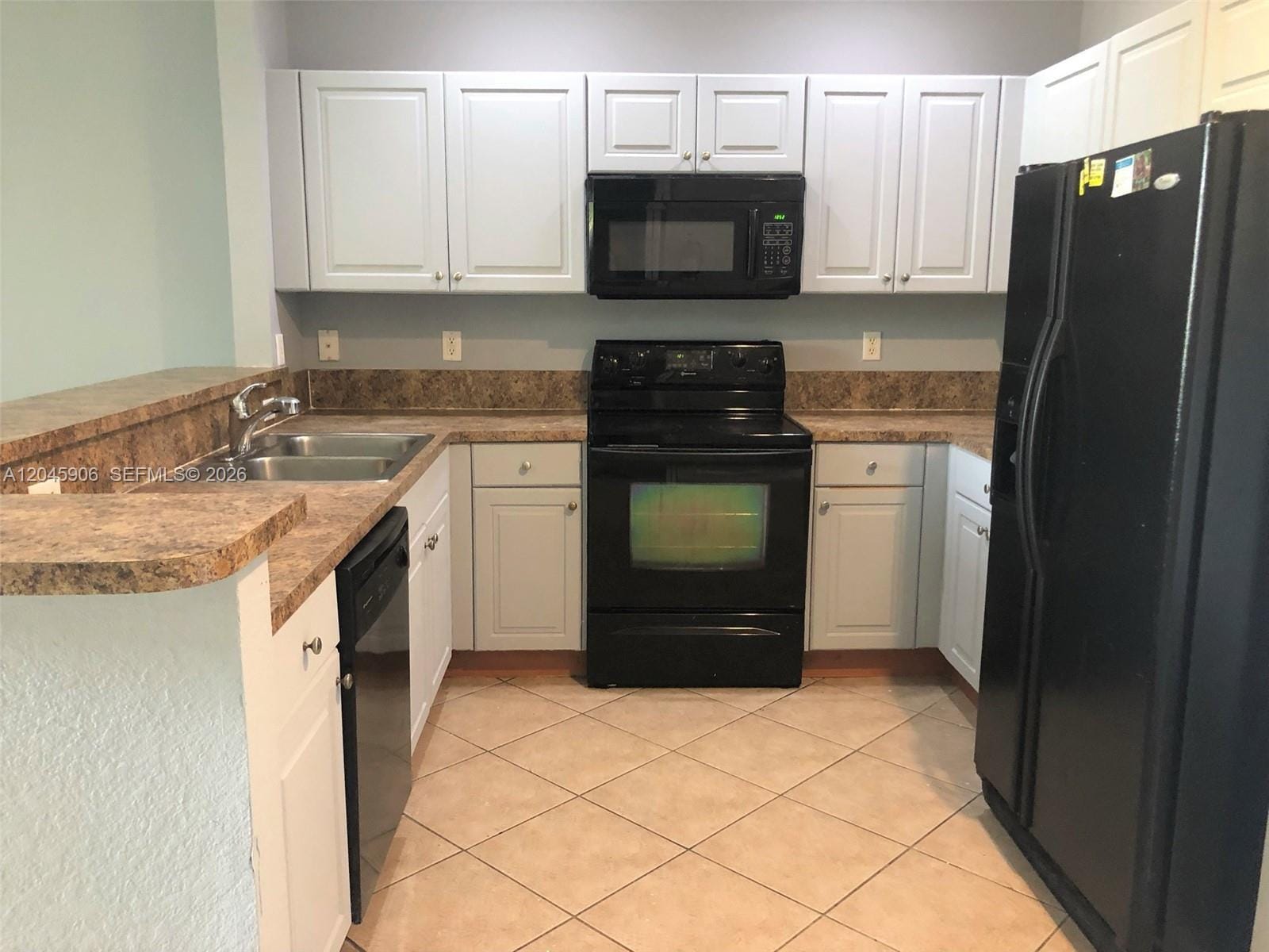 8209 SW 25th Court 103 — photo 7