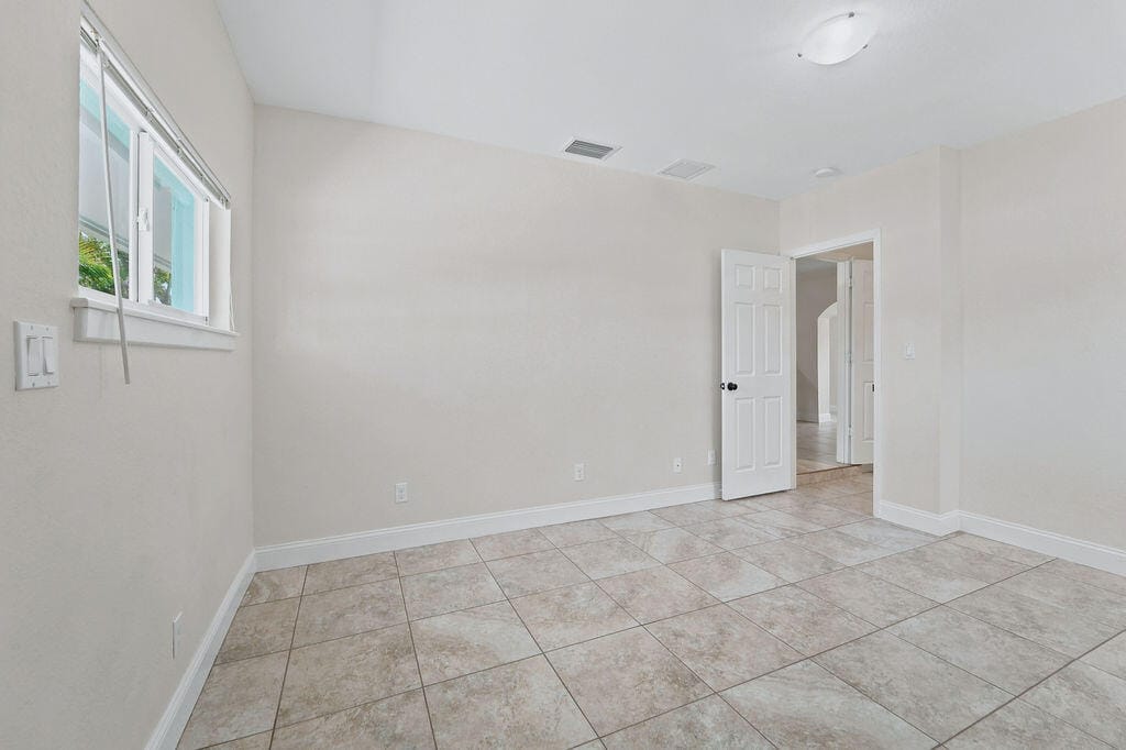 18966 SE Southgate Drive, Jupiter, FL 33469 photo 13
