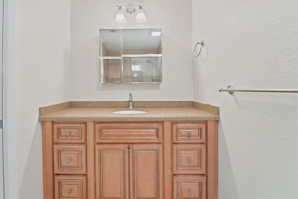 18966 SE Southgate Drive — photo 10
