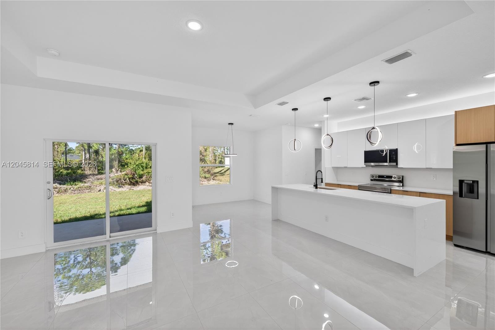 765 Jopinica Avenue — photo 8