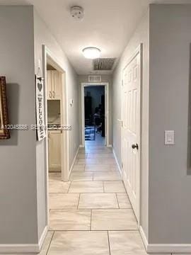 2123 NE 6th Avenue — photo 7