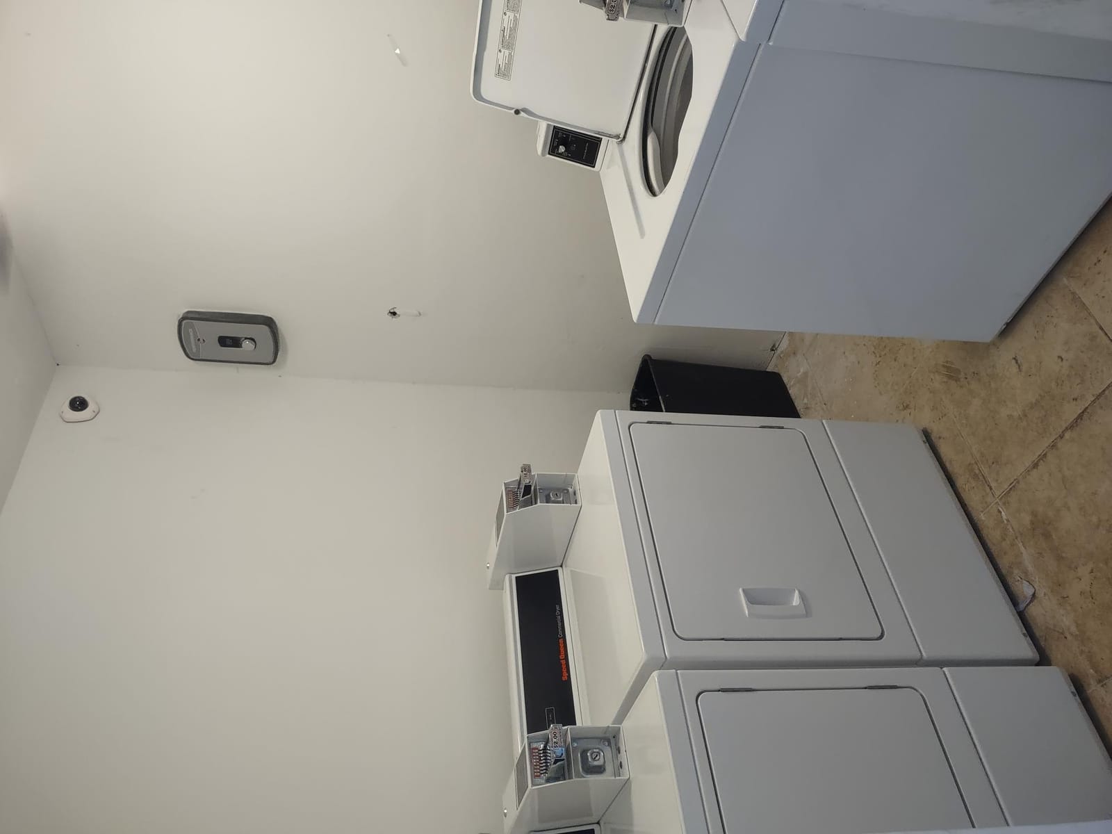 1444 Windsor Court 1 — photo 10