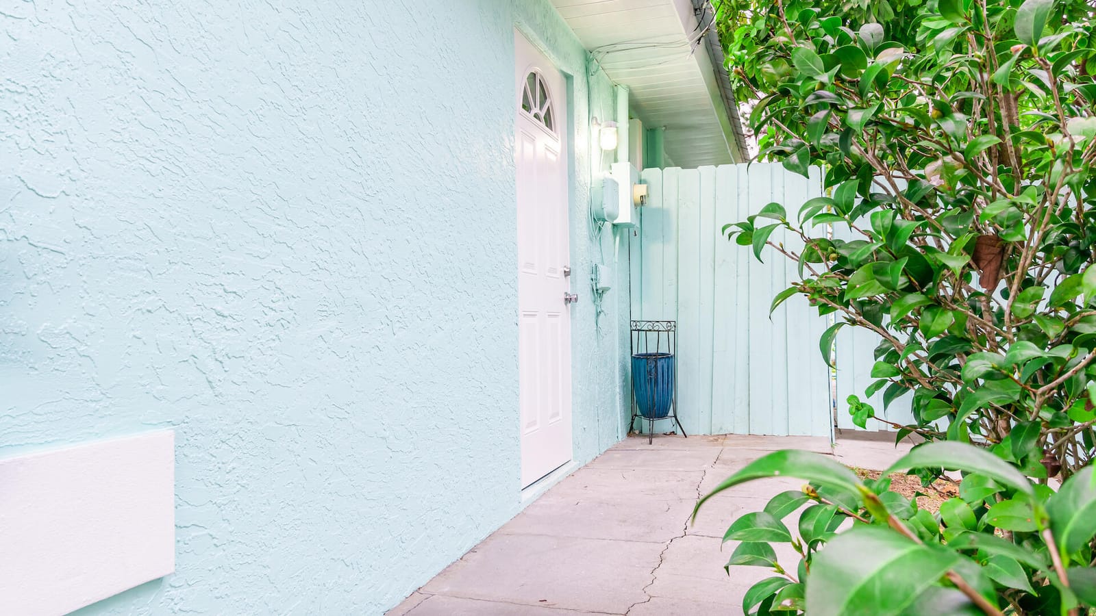 1831 SW Fears Avenue 2- Studio — photo 9