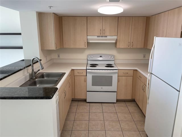 3000 Coral Way 1402, Miami, FL 33145