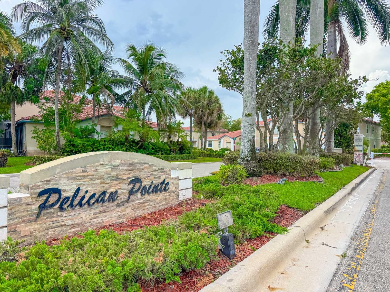 11757 NW 47th Drive — photo 4