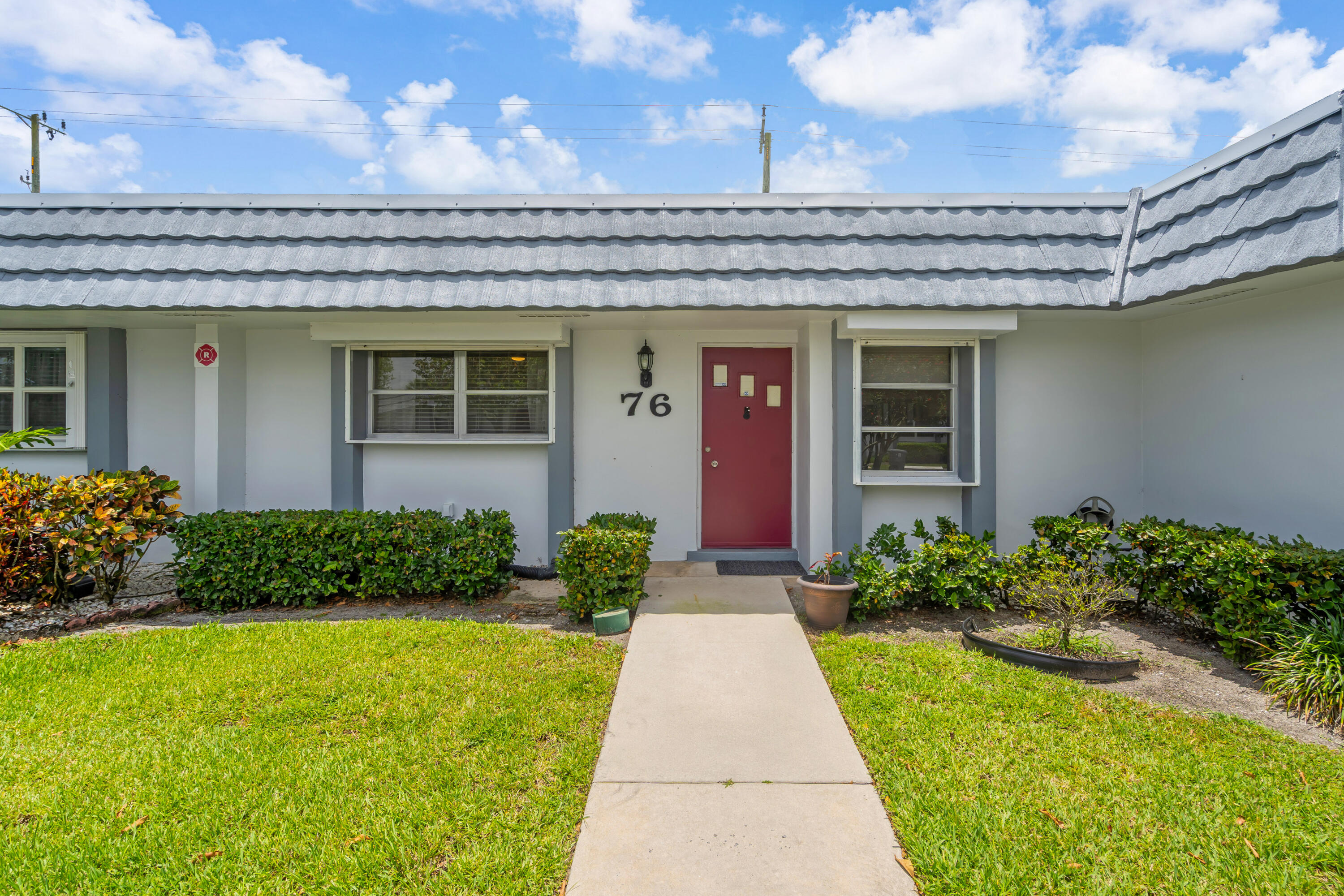 2886 Fernley Drive E 76, West Palm Beach, FL 33415