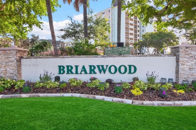 9101 W Sample Road 306, Briarwood Club, Coral Springs, FL