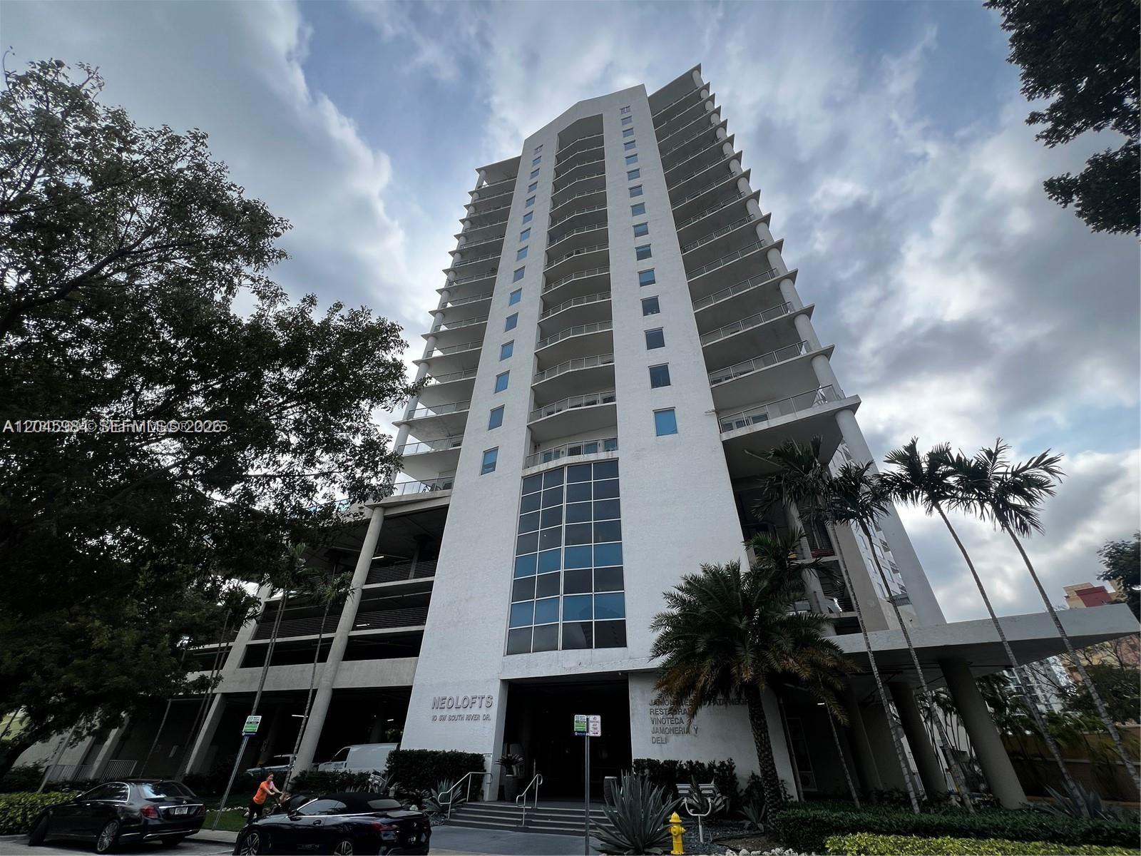 10 S River Drive 812, Miami, FL 33130, Miami
