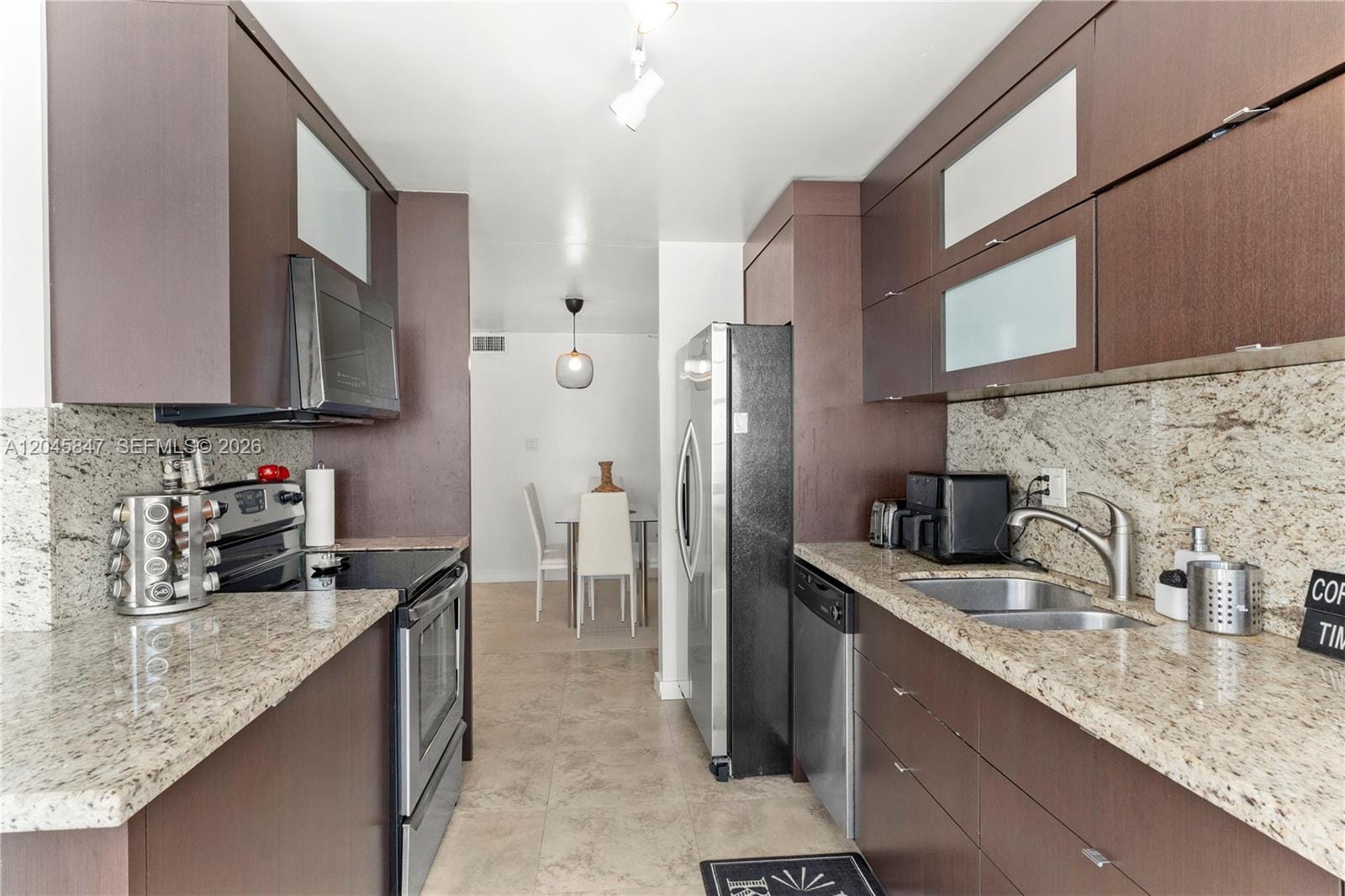 18071 Biscayne Boulevard 1404, Aventura, FL 33160 photo 4