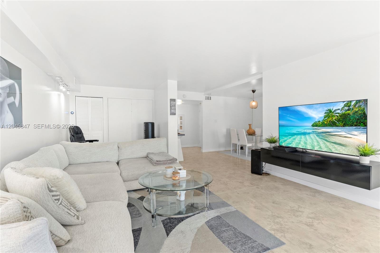 18071 Biscayne Boulevard 1404, Aventura, FL 33160 photo 9