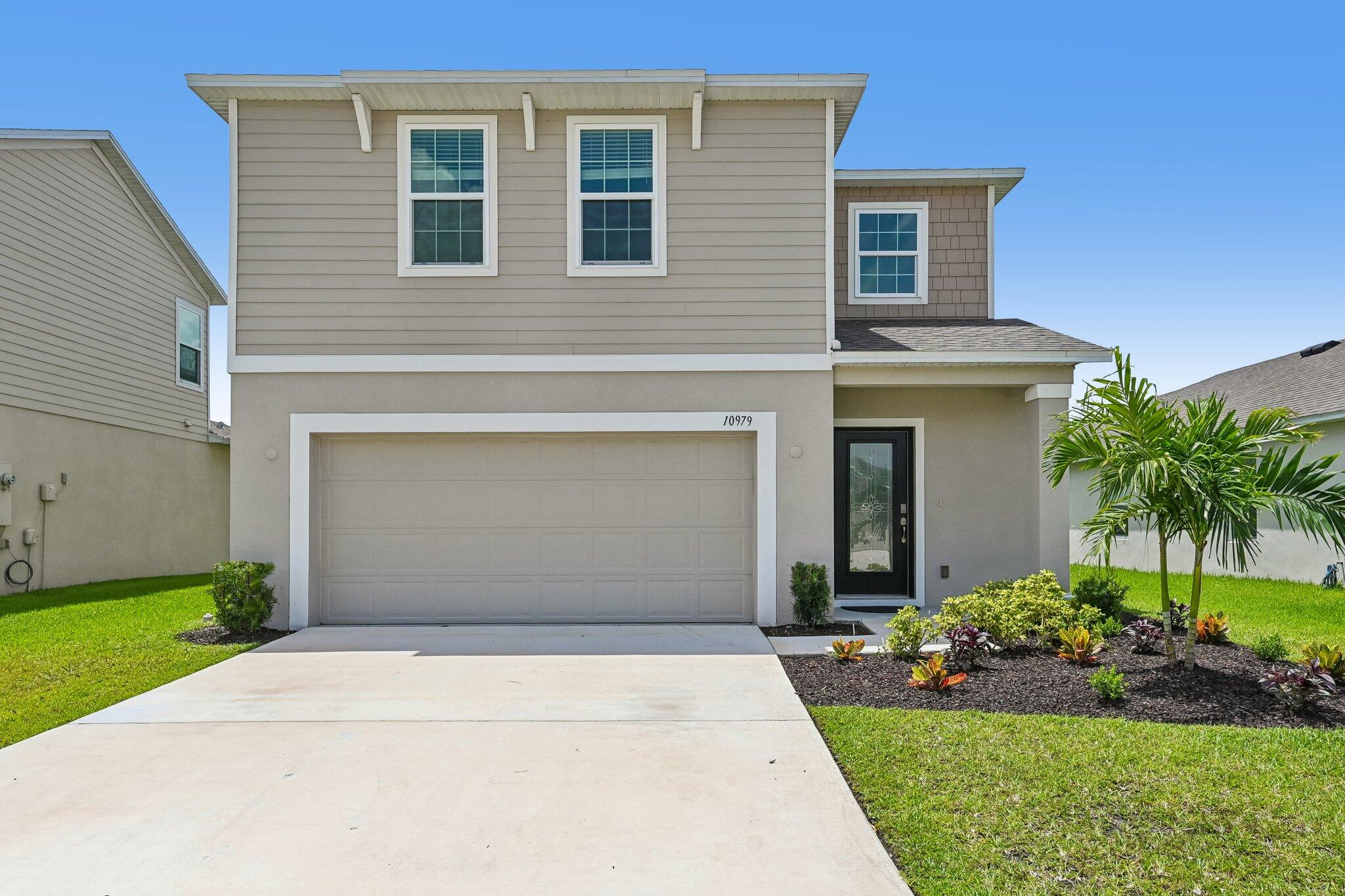 10979 SW Vasari Way, Port St. Lucie, FL 34987