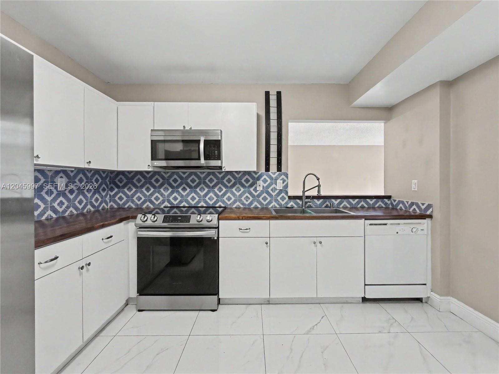 14203 SW 66th Street 103 — photo 6