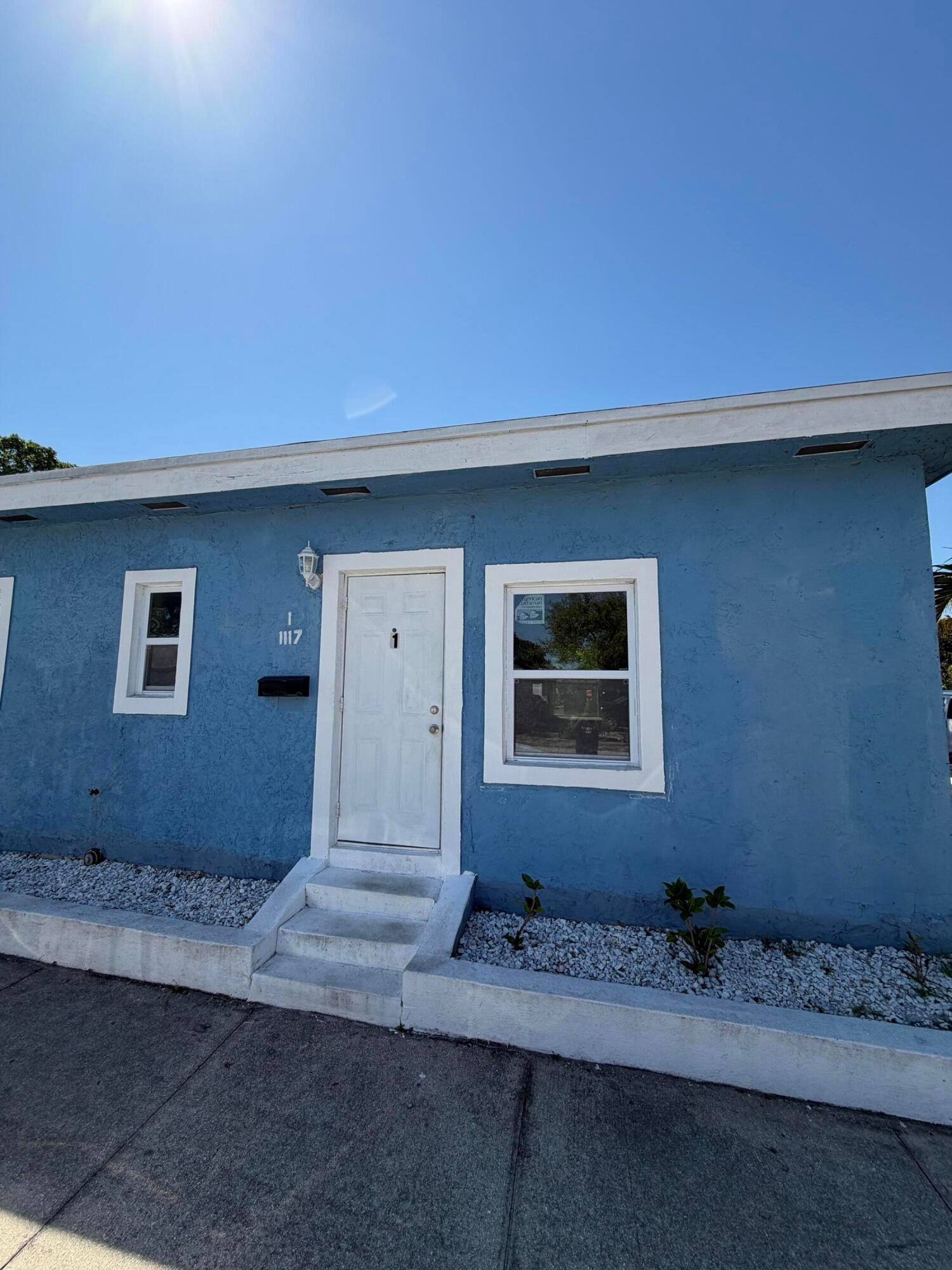 1117 3rd Avenue N 1 — photo 3