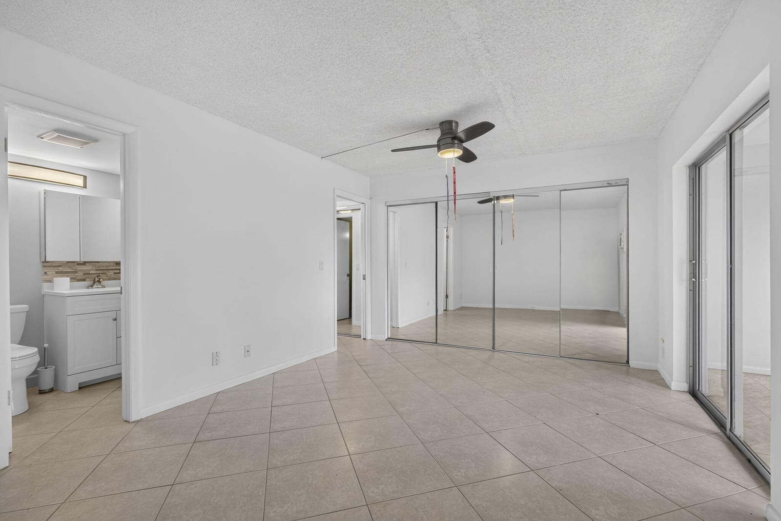 127 Chatham F — photo 10