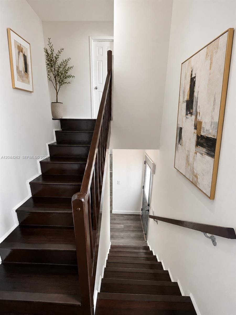 7022 Edgemere Terrace — photo 8
