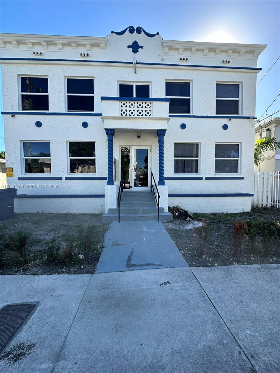 1450 SW 4th Street 3, Miami, FL 33135