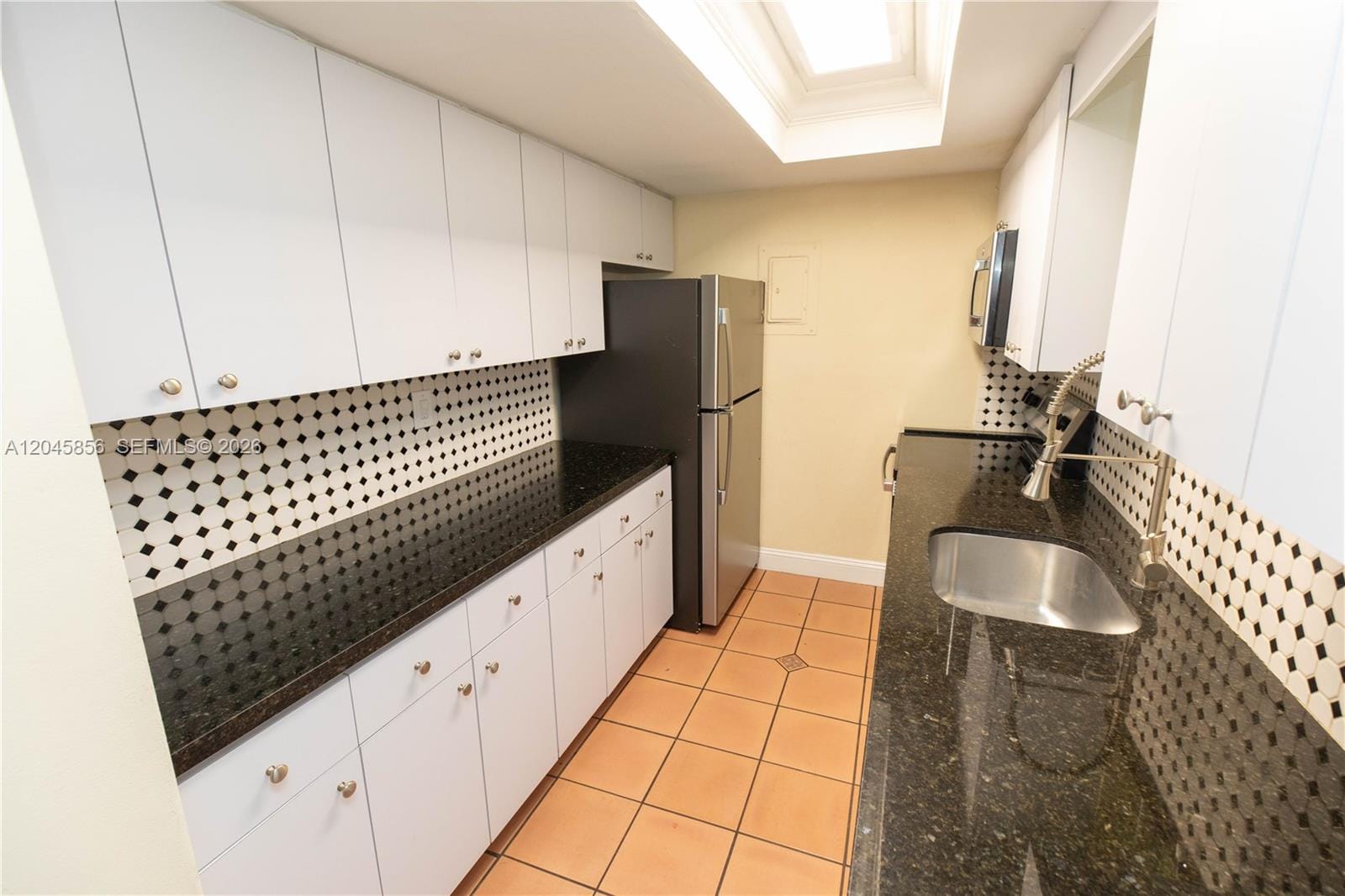 2945 Day Avenue 2953 — photo 3