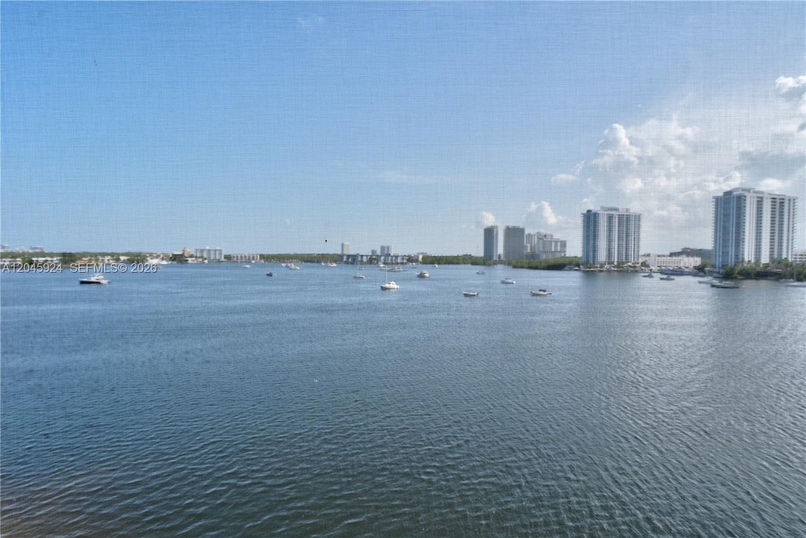 3000 Marcos Drive P612, Aventura, FL 33160