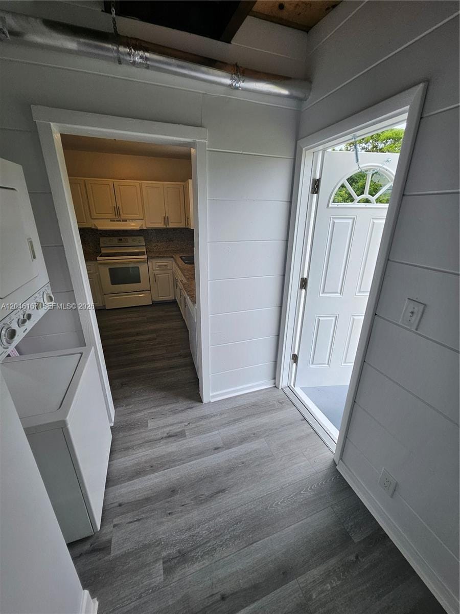 2121 NW 28th Street — photo 3