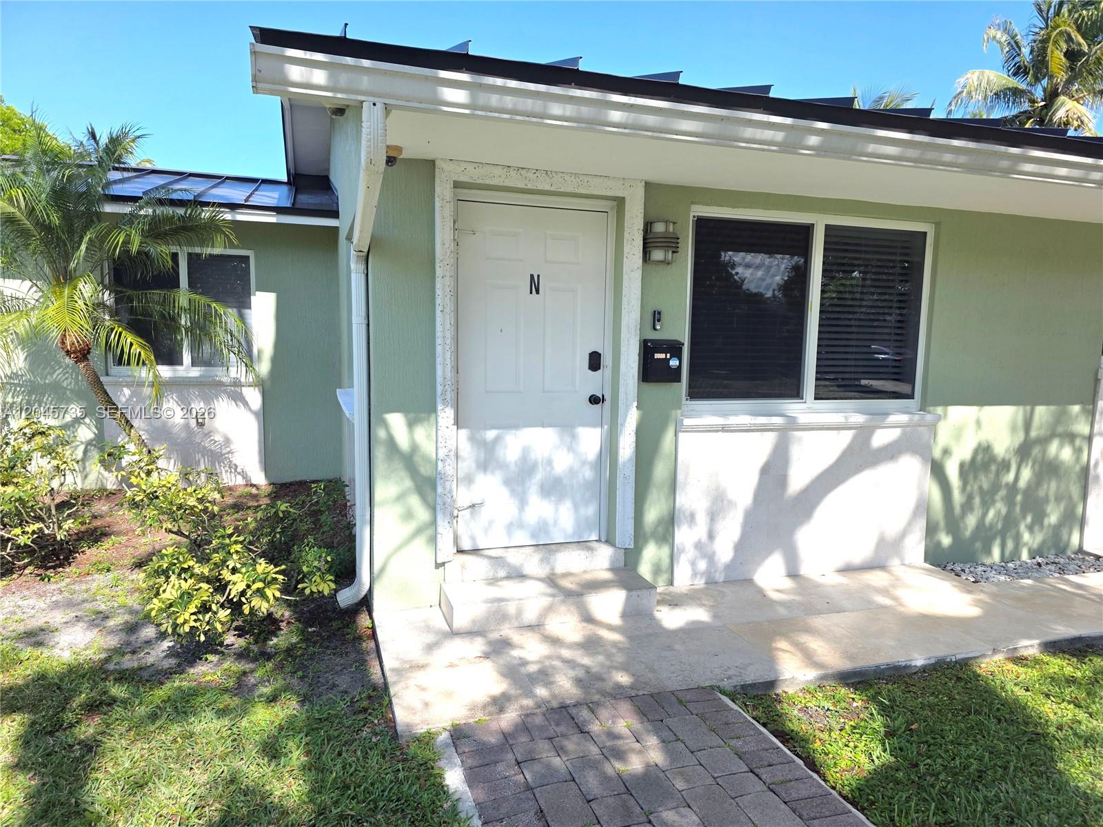 2111 N 26th Avenue N N, Hollywood, FL 33020