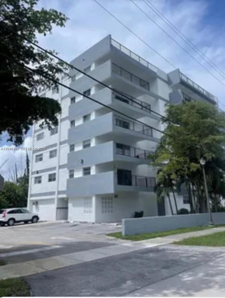 16508 NE 26th Avenue 303, North Miami Beach, FL 33160, North Miami Beach