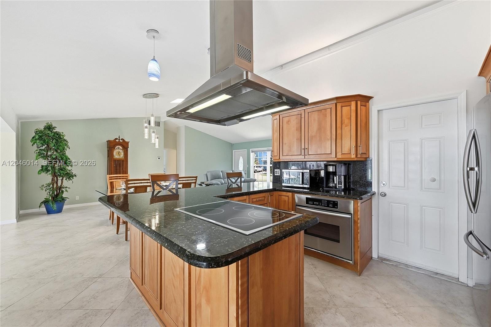 1625 SW 5th Court — photo 11