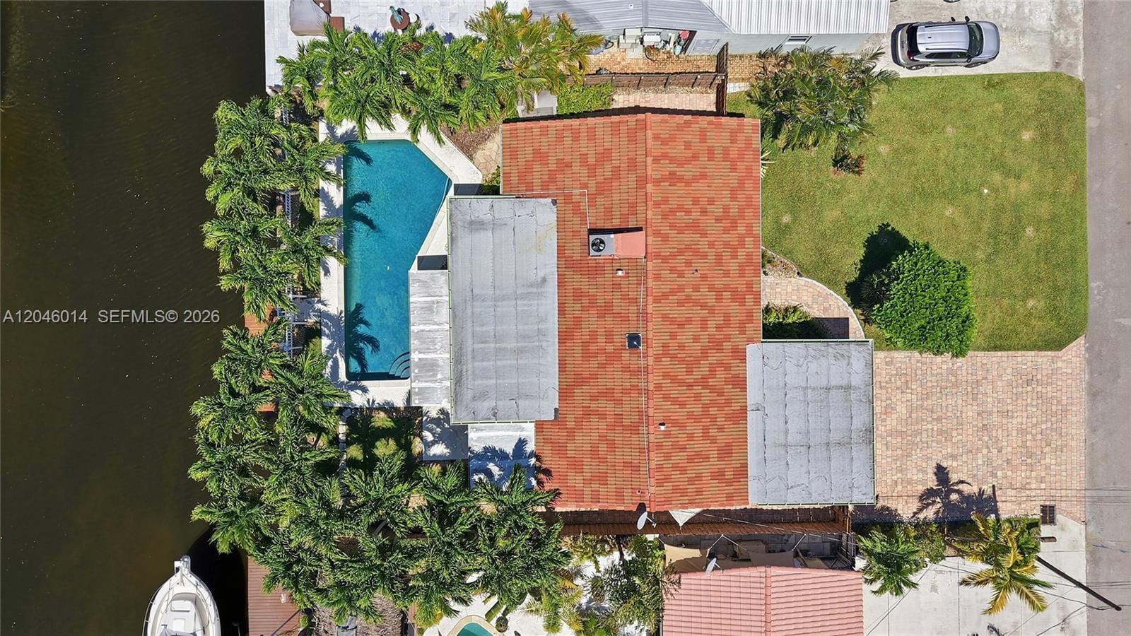 1625 SW 5th Court — photo 4