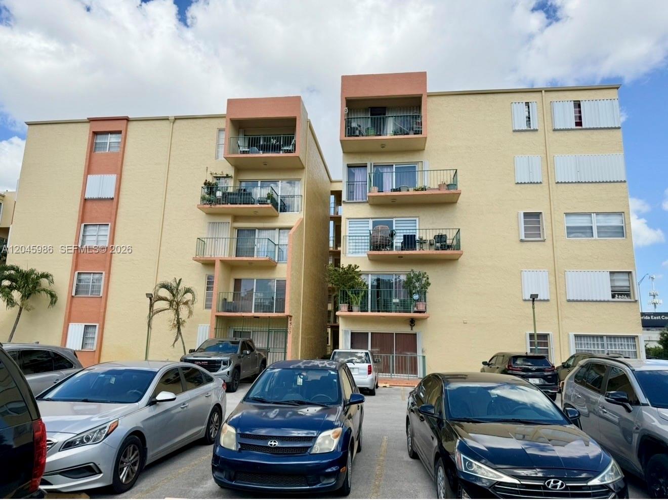 1975 W 44th Place 203, Hialeah, FL 33012