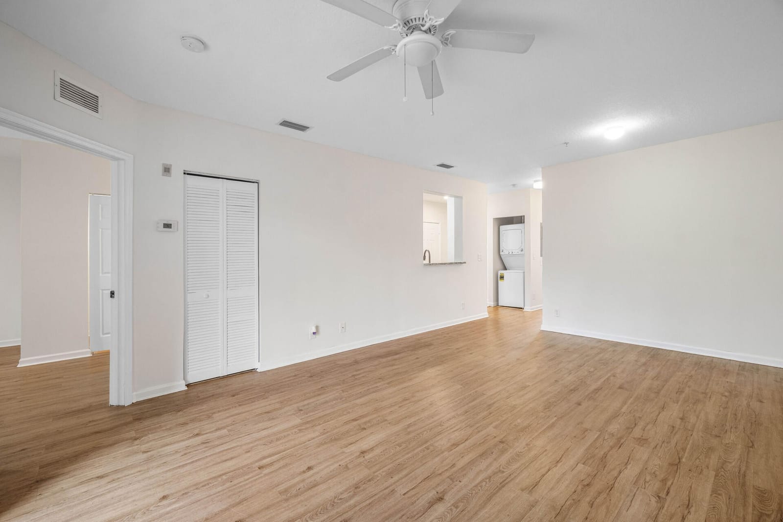 1161 Golden Lakes Boulevard 1325 — photo 11