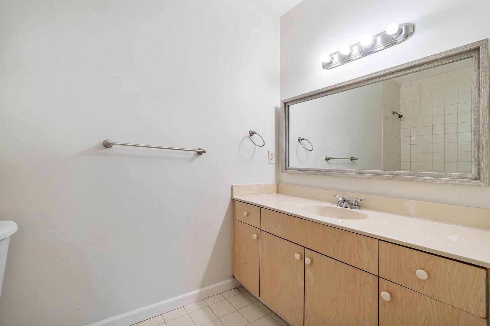 1161 Golden Lakes Boulevard 1325, West Palm Beach, FL 33411 photo 13