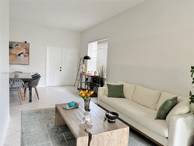 1074 Bluewood Terrace 0, Weston, FL 33327