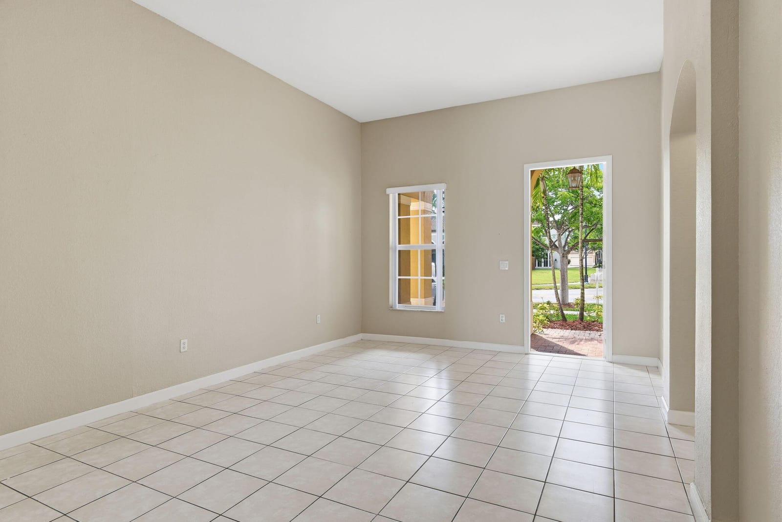 1412 NE 40th Avenue, Homestead, FL 33033 photo 8