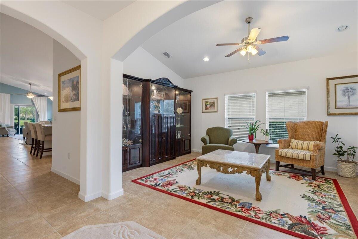 2024 Albany Terrace SW, Vero Beach, FL 32968 photo 4
