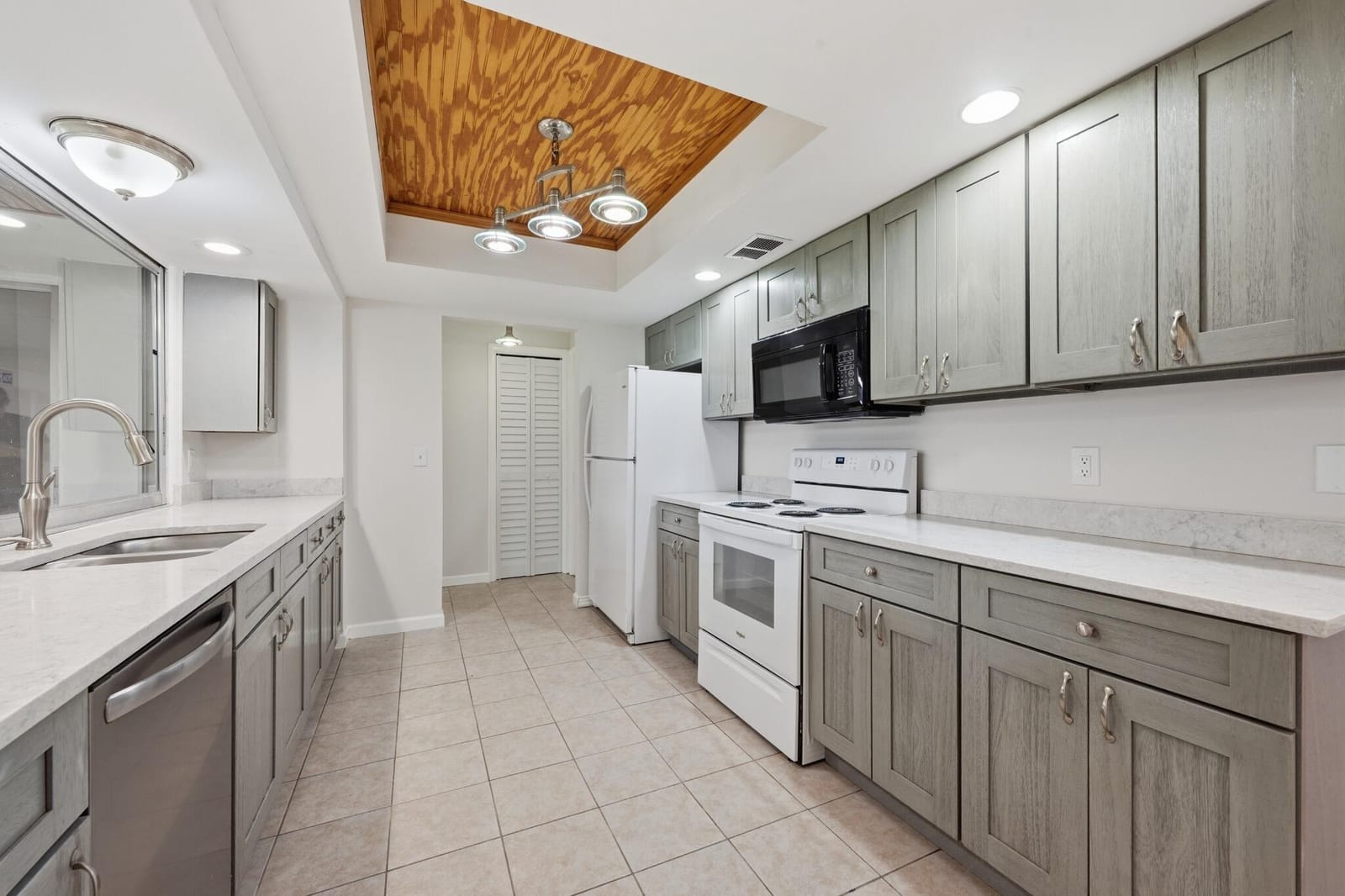 31 W Coconut Drive — photo 11