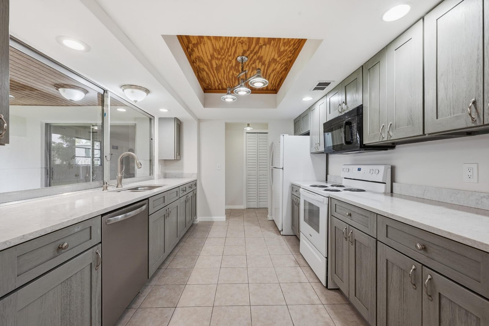31 W Coconut Drive — photo 12
